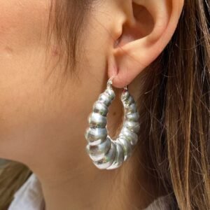 Brinco eletroformação